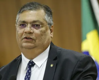 Repórter é gordofóbica e ironiza Dino no STF: "cota para obeso"