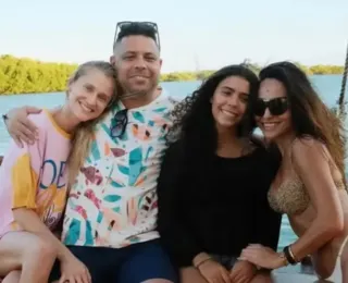 Réveillon: Ronaldo Fenômeno desembarca com a família na Bahia