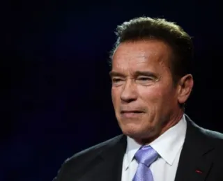 Schwarzenegger detido no aeroporto de Munique por não declarar relógio