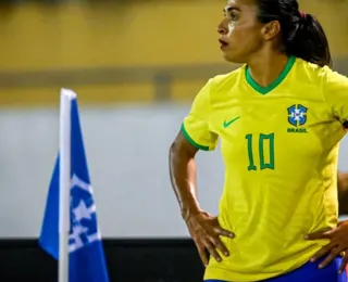 Seleção brasileira feminina sai do top 10 da FIFA