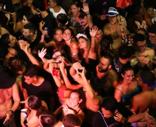 Veja dicas para proteger cartão e celular no carnaval