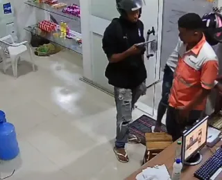 Vídeo: bandidos armados assaltam posto de gasolina na Bahia