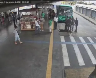 Vídeo: homem morre após ser imobilizado por agentes do metrô