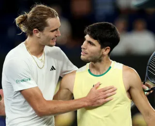 Zverev bate Alcaraz e vai à semifinal do Aberto da Austrália