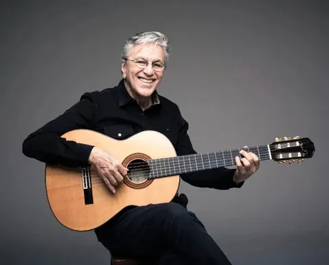 Após série de shows, Caetano Veloso anuncia 'férias radicais'