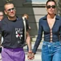 Daniel Alves e Joana Sanz são vistos de mãos dadas em Barcelona imagem