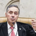 Luis Roberto Barroso define voto impresso como “germe do golpe” imagem