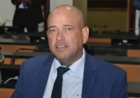 Após prisão da esposa, Binho Galinha se diz à disposição da Justiça