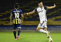 Atlético-MG vence Rosario Central e se classifica na Libertadores