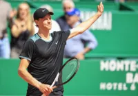 Atual campeão, Rublev é eliminado em Monte Carlo; Sinner avança