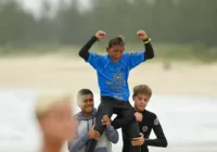 Baiano de 9 anos consegue título do Surf Talento em Santa Catarina