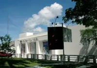 Bruno quer licitação de reforma do Teatro Vila Velha ainda em abril