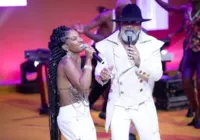 Carlinhos Brown e Larissa Luz farão show no aniversário de Salvador