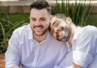 Casal gay denuncia loja que se recusou a fazer "convite homossexual"