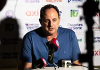 Ceni elogia "competitividade" do Bahia e critica gramado: "é uma luta"