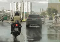 Chuva segue causando transtornos em Salvador nesta segunda