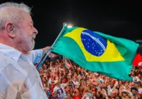 Com 139 assinaturas, pedido de impeachment de Lula é protocolado