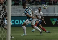 Com golaço de Everaldo, Bahia vence o Grêmio na Arena Fonte Nova