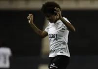 Corinthians goleia América e assume liderança do Brasileirão Feminino