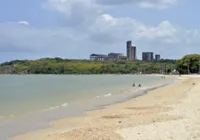 Corpo de homem é encontrado próximo de praia em Salvador