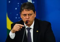 Cotado pelo PL, Tarcísio de Freitas nega saída do Republicanos imagem