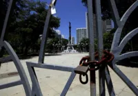 Criminosos furtam fios e luminárias da Praça do Campo Grande