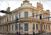 Eleição de Feira tem cara de luta do século