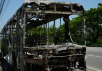 Em sete dias, 3 ônibus são incendiados; prejuízo supera R$ 2,5 milhões