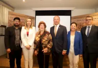 Embaixadores do Reino dos Países Baixos e da Espanha estão em Salvador