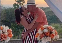 Esposa de piloto fala pela 1ª vez após tragédia: Perdi um grande homem