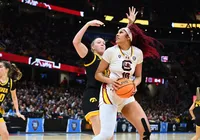 Estrela brasileira vence NCAA e pode ser 1ª escolha da WNBA