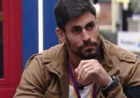 Ex-BBB Cara de Sapato processa Globo e pede R$ 50 mil