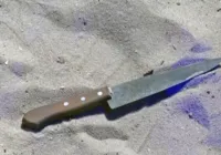 Facas são encontradas nas areias da praia onde Madonna fará show