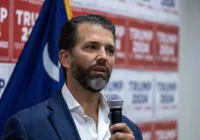 Filho de Trump é ameaçado de morte em carta com pó branco