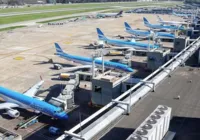 Greve faz companhias aéreas cancelarem voos entre Brasil e Argentina