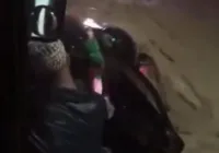 Jovem salva família de ser levada pela enxurrada no RJ