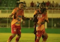 Juazeirense dá show contra o River e segue viva na Copa do Nordeste