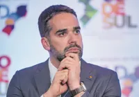 "Lula será bem-vindo, mas foco é resgate", diz Eduardo Leite