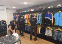 Mais de 300 volumes de roupas falsificadas são apreendidas em Salvador