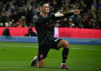 Manchester City goleia o Brighton e fica a um ponto do líder Arsenal