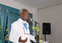 Mestre Calá recebe a “Medalha cultural”