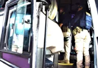 Motorista de ônibus se envolve em acidente e é autuado em flagrante