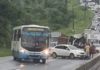 Motorista não consegue frear e provoca grave acidente na CIA-Aeroporto