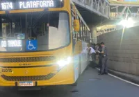 Mulher é atropelada por ônibus na estação rodoviária em Salvador