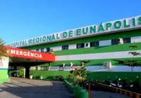 Mulher trans é agredida com golpes de facão após cobrar programa