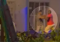 PM atira na cabeça e mata motoboy durante discussão; veja vídeo