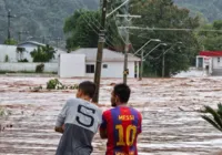 Porto Alegre fecha comportas de segurança para evitar inundação