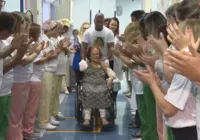 Roseana Murray tem alta do hospital no Rio de Janeiro