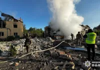 Rússia inicia ofensiva terrestre na região ucraniana de Kharkiv