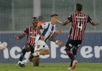 São Paulo perde para o Talleres na estreia da Libertadores